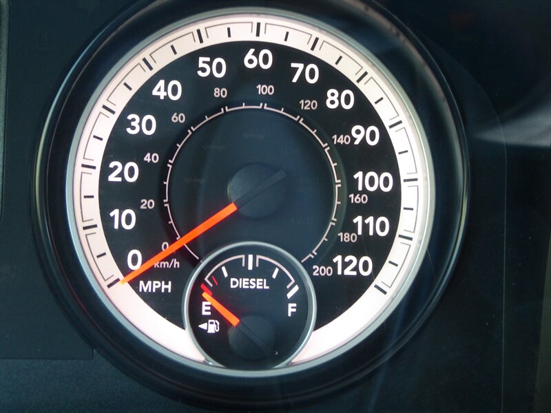 2014 RAM 2500 - Image 16