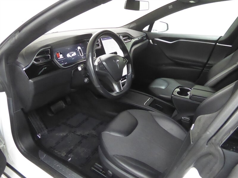 2016 TESLA MODEL S - Image 18