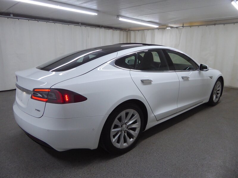 2016 TESLA MODEL S - Image 7