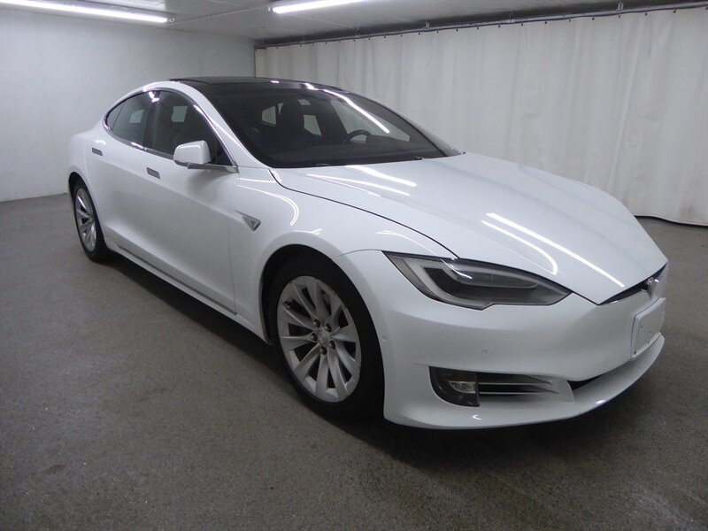 2016 TESLA MODEL S - Image 1