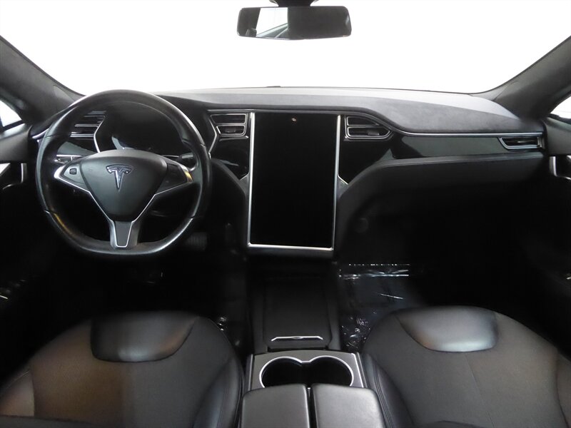 2016 TESLA MODEL S - Image 9