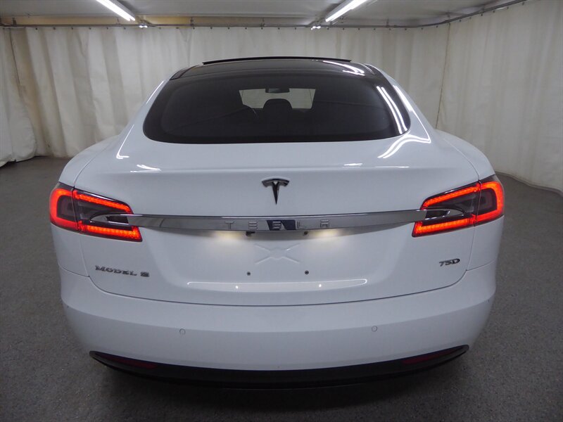 2016 TESLA MODEL S - Image 6