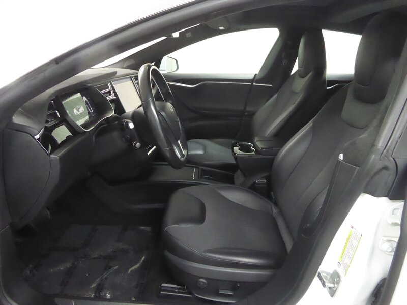 2016 TESLA MODEL S - Image 20