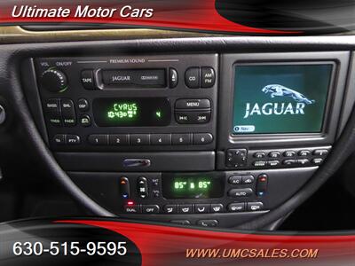 2002 Jaguar S-Type 4.0   - Photo 14 - Downers Grove, IL 60515