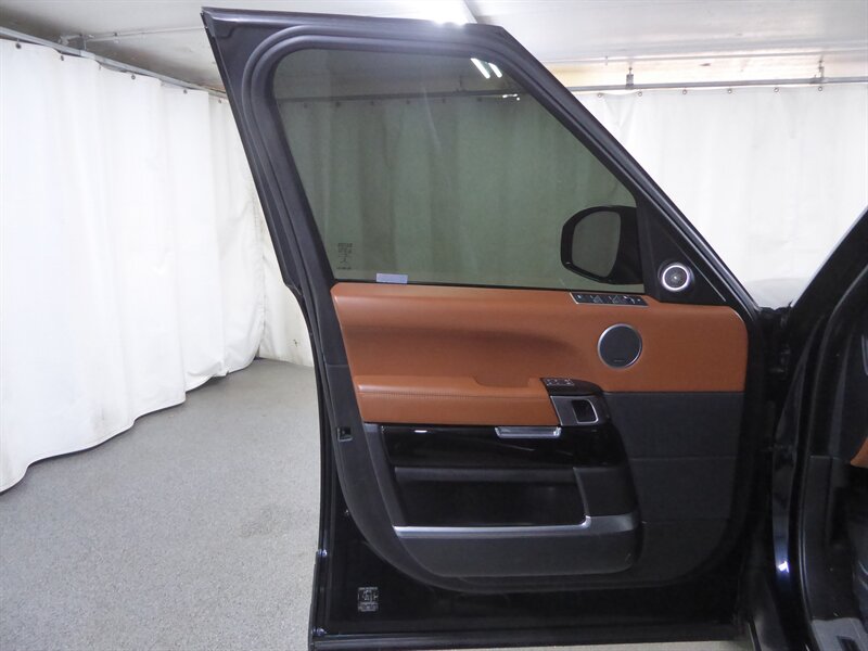 2016 LAND ROVER RANGE ROVER - Image 29