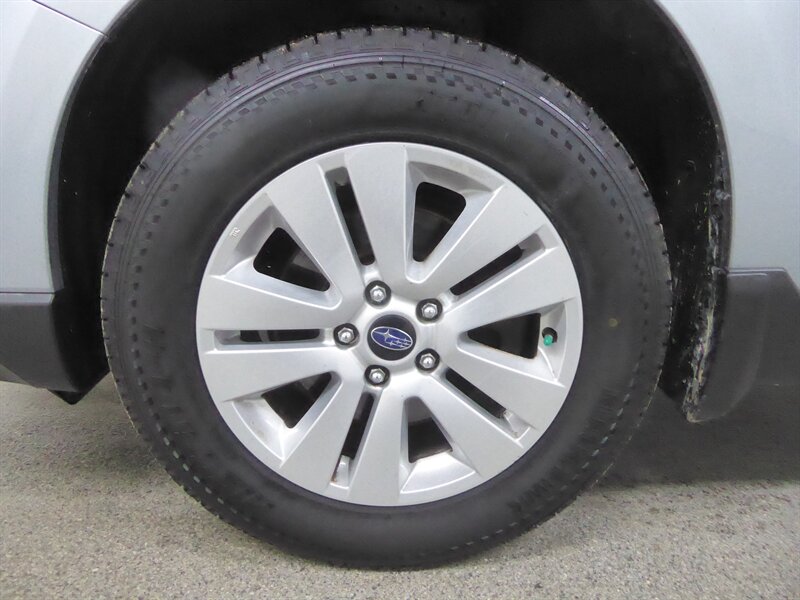 2017 SUBARU OUTBACK - Image 33