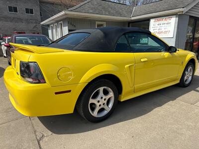 2001 Ford Mustang   - Photo 29 - Pittsburgh, PA 15226