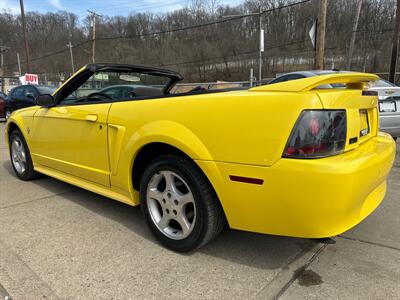 2001 Ford Mustang   - Photo 2 - Pittsburgh, PA 15226