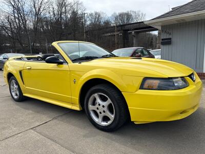 2001 Ford Mustang   - Photo 5 - Pittsburgh, PA 15226