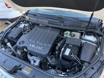 2011 Buick Lacrosse CXL   - Photo 11 - Pittsburgh, PA 15226