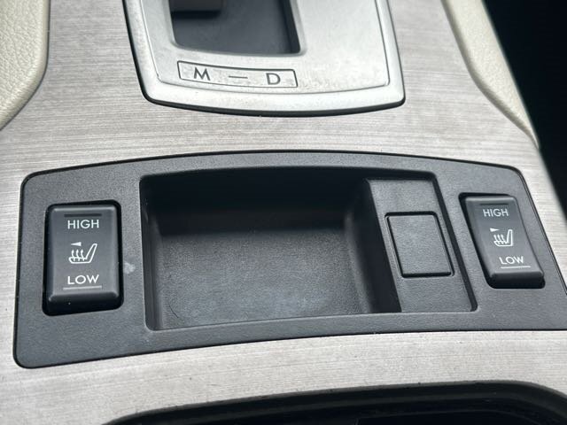 2012 Subaru Legacy 2.5i photo