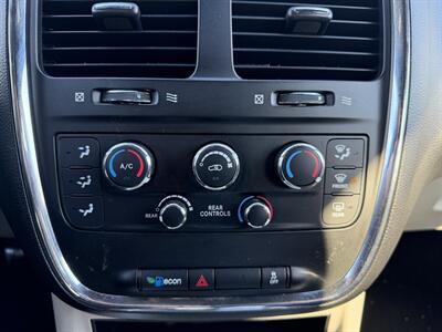 2017 Dodge Grand Caravan SXT   - Photo 21 - Pittsburgh, PA 15226
