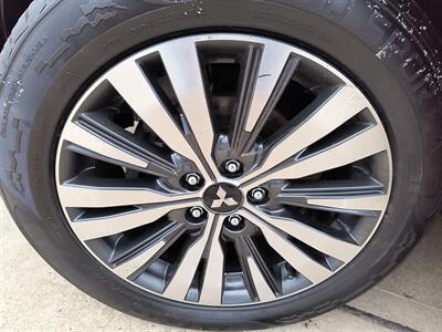 2019 Mitsubishi Outlander ES   - Photo 17 - Pittsburgh, PA 15226