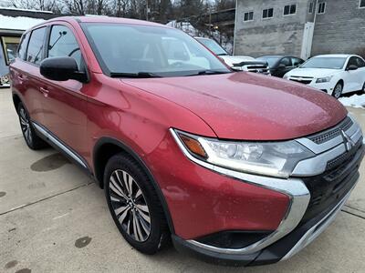 2019 Mitsubishi Outlander ES   - Photo 5 - Pittsburgh, PA 15226