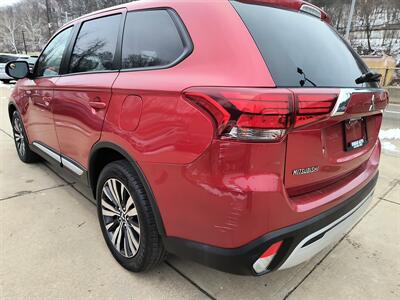 2019 Mitsubishi Outlander ES   - Photo 2 - Pittsburgh, PA 15226
