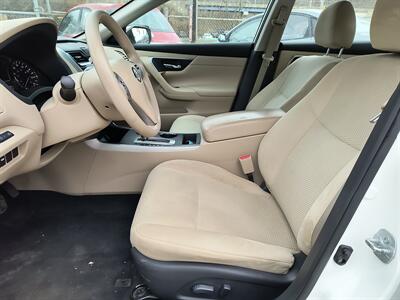 2015 Nissan Altima 2.5 S   - Photo 7 - Pittsburgh, PA 15226