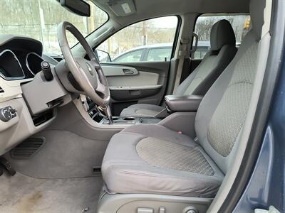 2012 Chevrolet Traverse LT   - Photo 7 - Pittsburgh, PA 15226