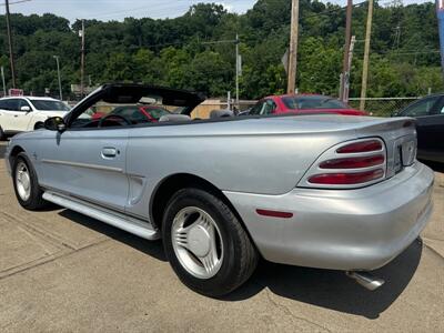 1994 Ford Mustang   - Photo 8 - Pittsburgh, PA 15226