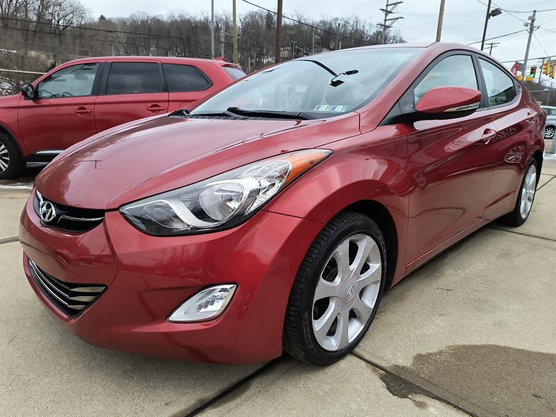 2012 Hyundai ELANTRA Limited  