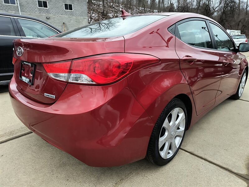 2012 Hyundai ELANTRA Limited - Photo 4 - Pittsburgh, PA 15226