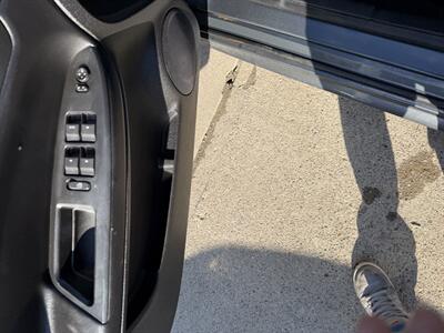 2011 Chevrolet Impala LT   - Photo 13 - Pittsburgh, PA 15226