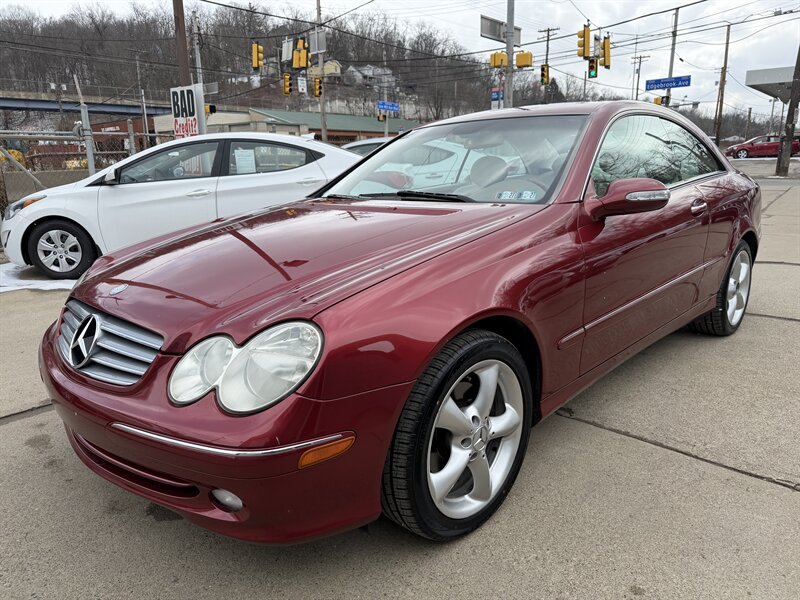 2005 Mercedes-Benz CLK CLK 320   - Photo 1 - Pittsburgh, PA 15226
