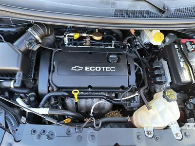 2013 Chevrolet Sonic LT Auto   - Photo 14 - Pittsburgh, PA 15226