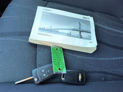 2013 Chevrolet Sonic LT Auto   - Photo 22 - Pittsburgh, PA 15226