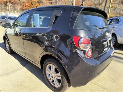 2013 Chevrolet Sonic LT Auto   - Photo 2 - Pittsburgh, PA 15226
