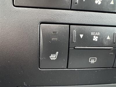 2012 Volkswagen Routan SEL   - Photo 35 - Pittsburgh, PA 15226