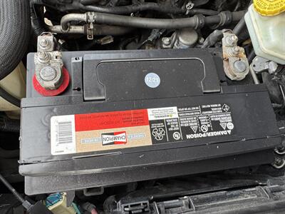 2012 Volkswagen Routan SEL   - Photo 23 - Pittsburgh, PA 15226