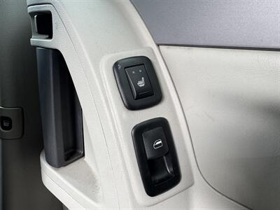 2012 Volkswagen Routan SEL   - Photo 19 - Pittsburgh, PA 15226