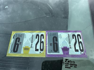 2012 Volkswagen Routan SEL   - Photo 24 - Pittsburgh, PA 15226