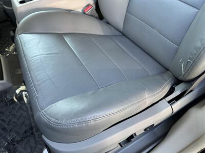 2012 Volkswagen Routan SEL   - Photo 7 - Pittsburgh, PA 15226