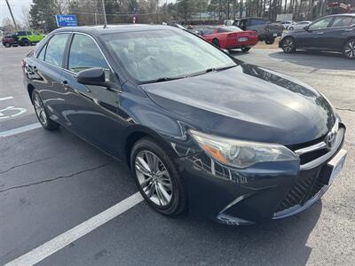 2017 Toyota Camry SE   - Photo 7 - Hayes, VA 23072