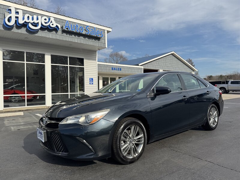 2017 Toyota Camry SE   - Photo 1 - Hayes, VA 23072