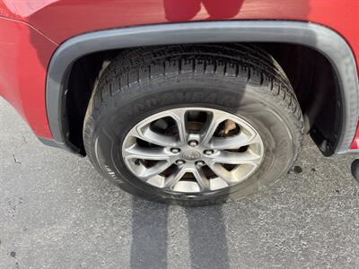 2015 Jeep Grand Cherokee Limited - Photo 9 - Hayes, VA 23072