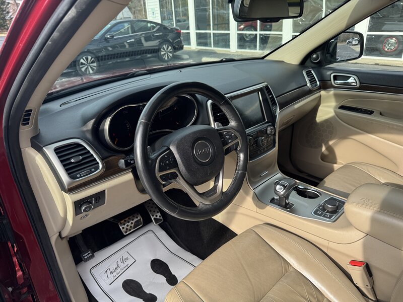 2015 Jeep Grand Cherokee Limited - Photo 11 - Hayes, VA 23072