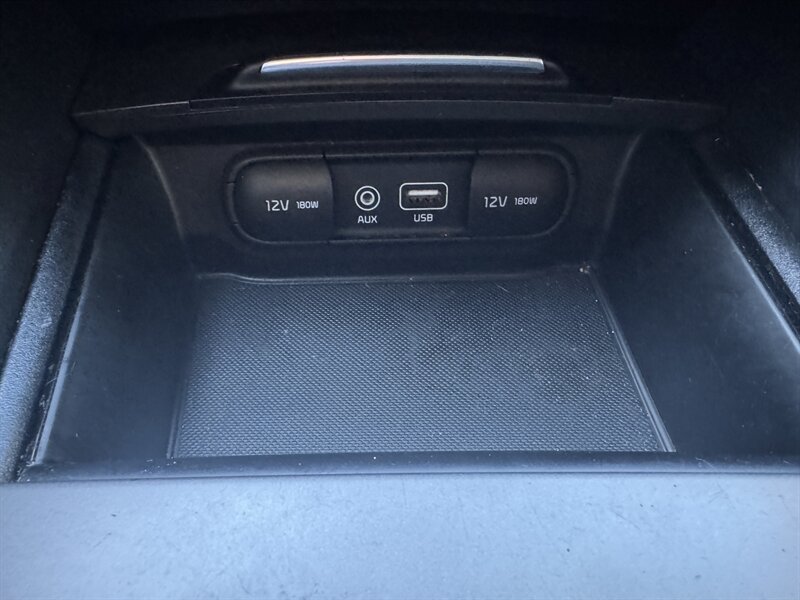 2020 Kia Optima S - Photo 22 - Hayes, VA 23072