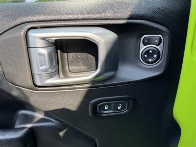 2021 Jeep Wrangler Sport S Rough Country Lift BRAND NEW 35s and Rims - Photo 20 - Hayes, VA 23072