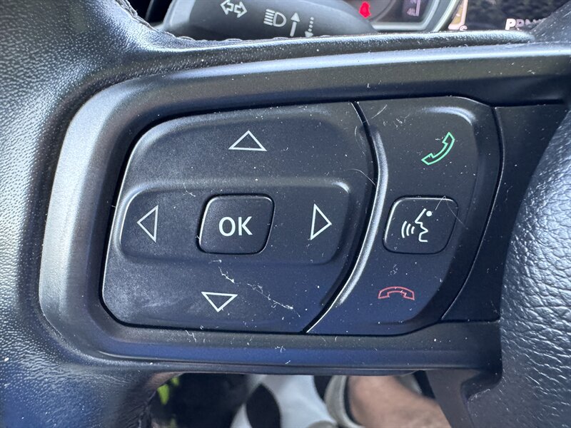 2021 Jeep Wrangler Sport S Rough Country Lift BRAND NEW 35s and Rims - Photo 26 - Hayes, VA 23072