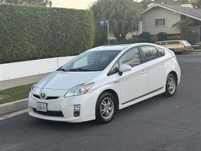 2011 Toyota Prius Three   - Photo 2 - Studio City, CA 91604