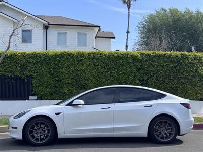 2021 Tesla Model 3 Standard Range Plus   - Photo 9 - Studio City, CA 91604