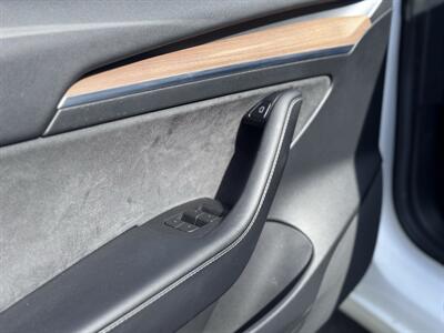 2021 Tesla Model 3 Standard Range Plus   - Photo 37 - Studio City, CA 91604