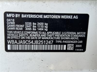 2018 BMW 530e iPerformance   - Photo 79 - Studio City, CA 91604