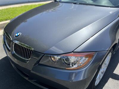 2006 BMW 330i   - Photo 13 - Studio City, CA 91604