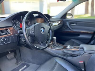 2006 BMW 330i   - Photo 26 - Studio City, CA 91604