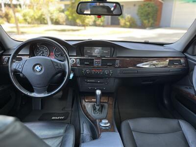 2006 BMW 330i   - Photo 25 - Studio City, CA 91604