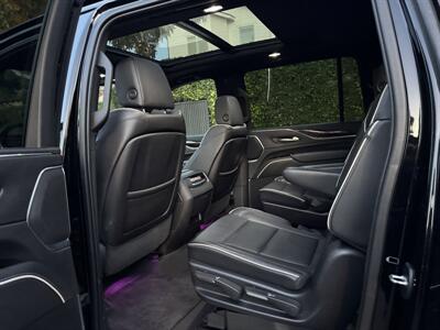 2021 Cadillac Escalade ESV Premium Luxury   - Photo 24 - Studio City, CA 91604