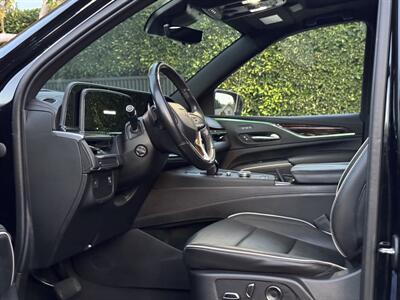 2021 Cadillac Escalade ESV Premium Luxury   - Photo 18 - Studio City, CA 91604